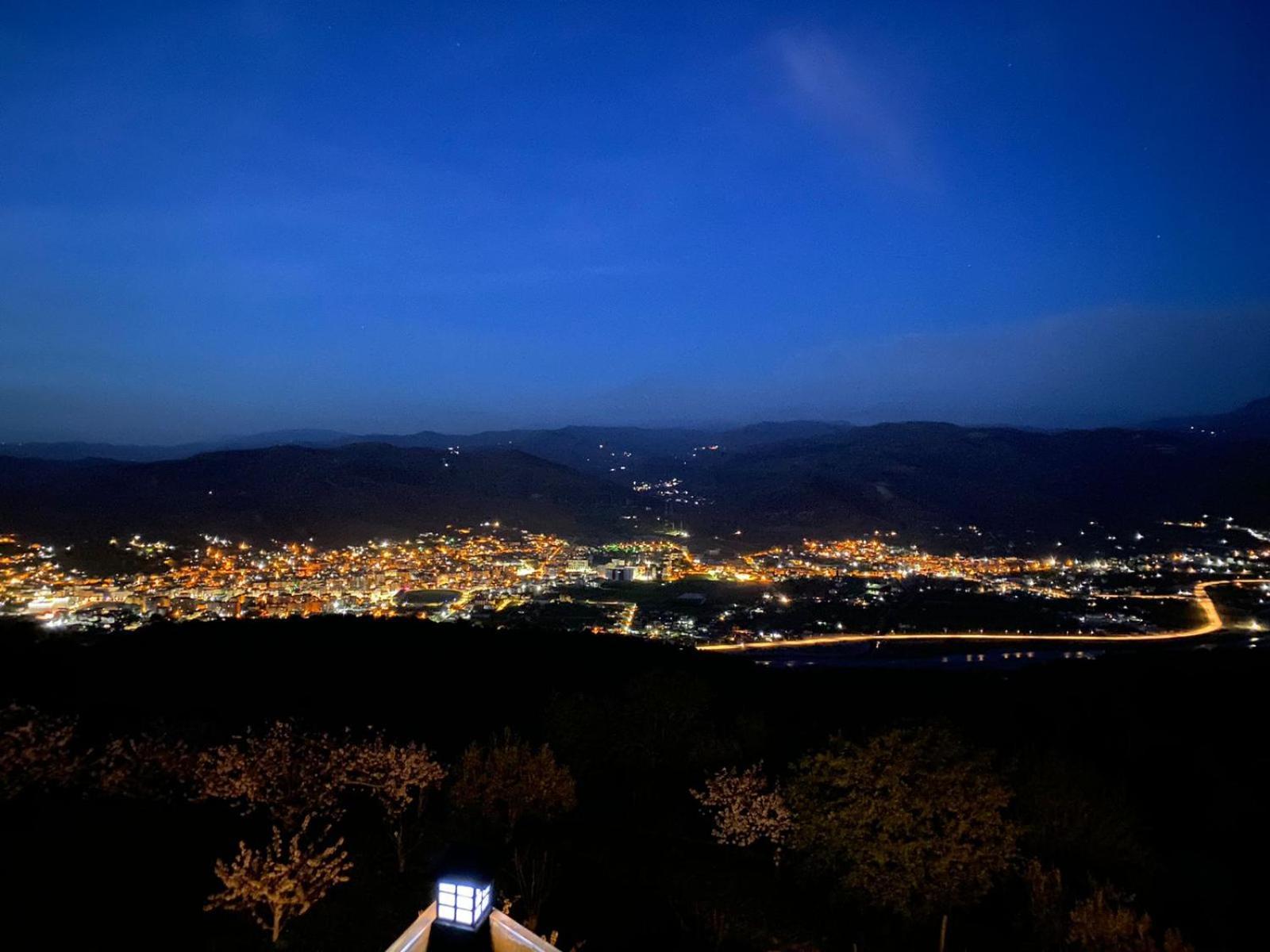 Vila Dean Berat Bagian luar foto