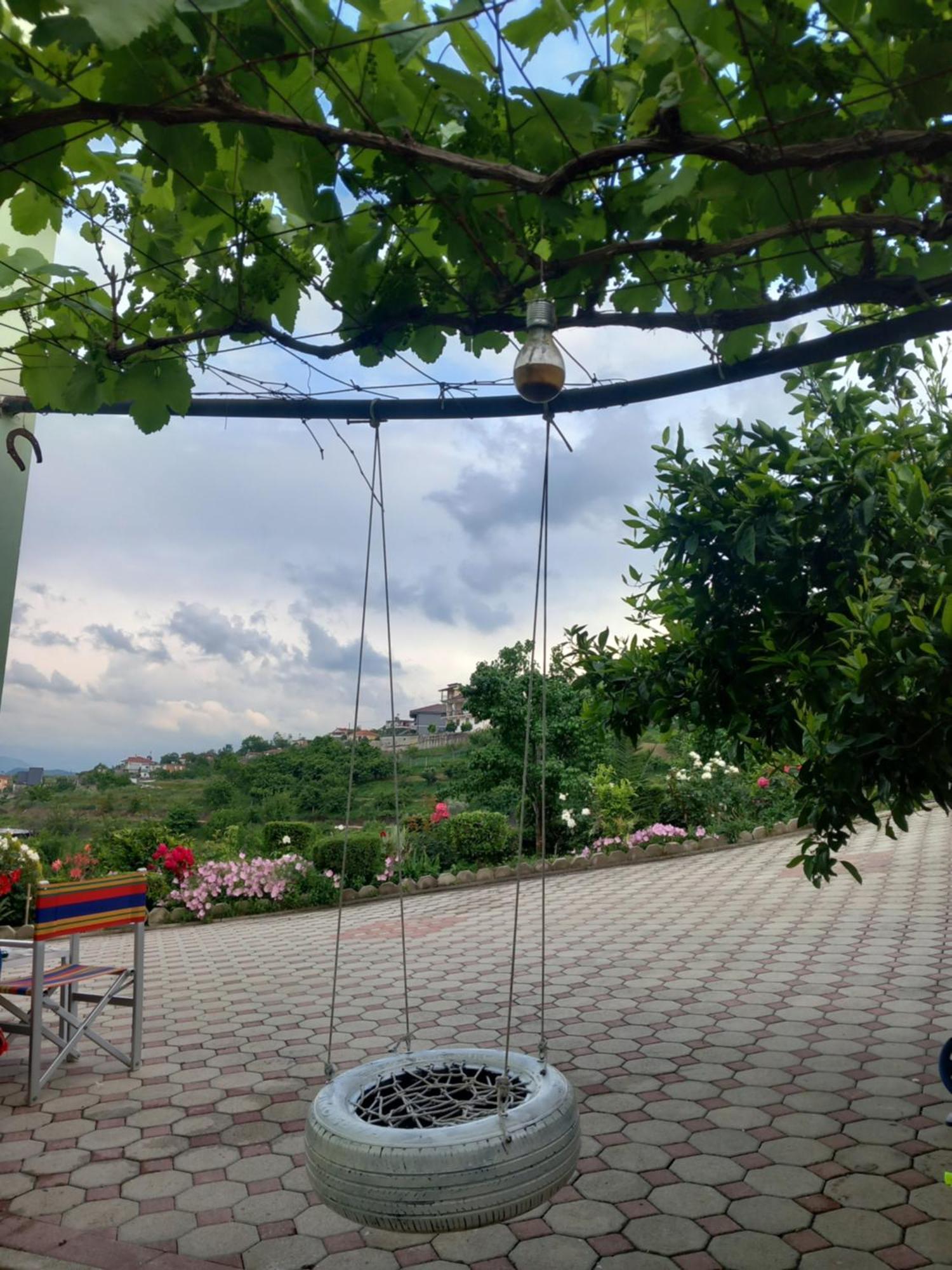 Vila Dean Berat Bagian luar foto