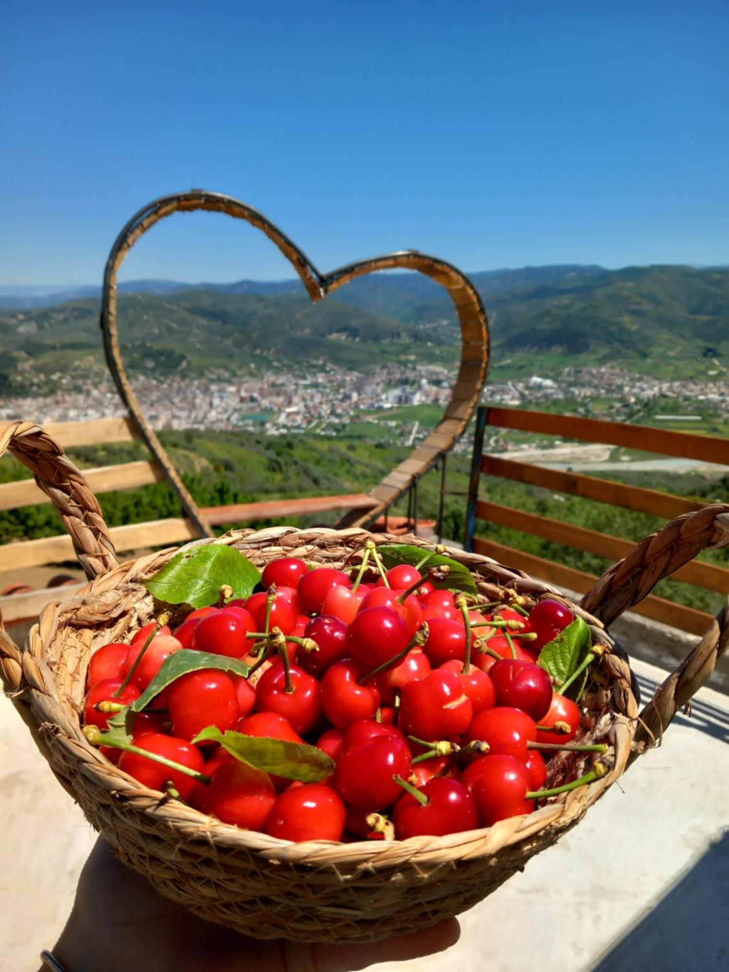 Vila Dean Berat Bagian luar foto